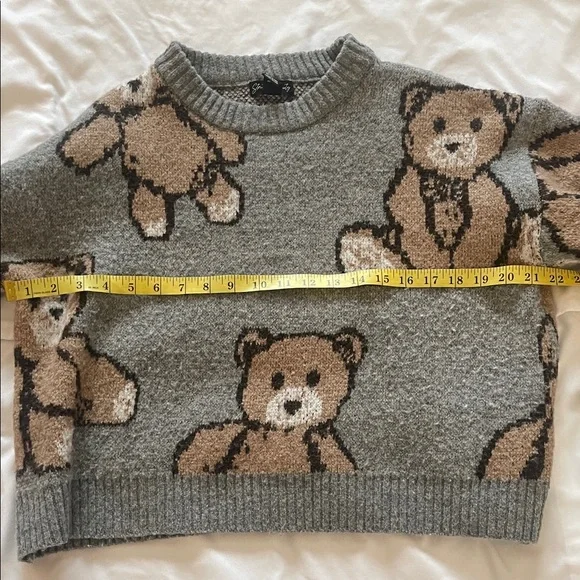 Teddy Bear Jacquard Knit Cropped Sweater - Size S - Picture 10 of 12